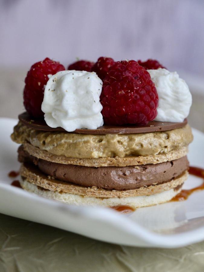 Le Chapeau Rouge Lusignan ภายนอก รูปภาพ